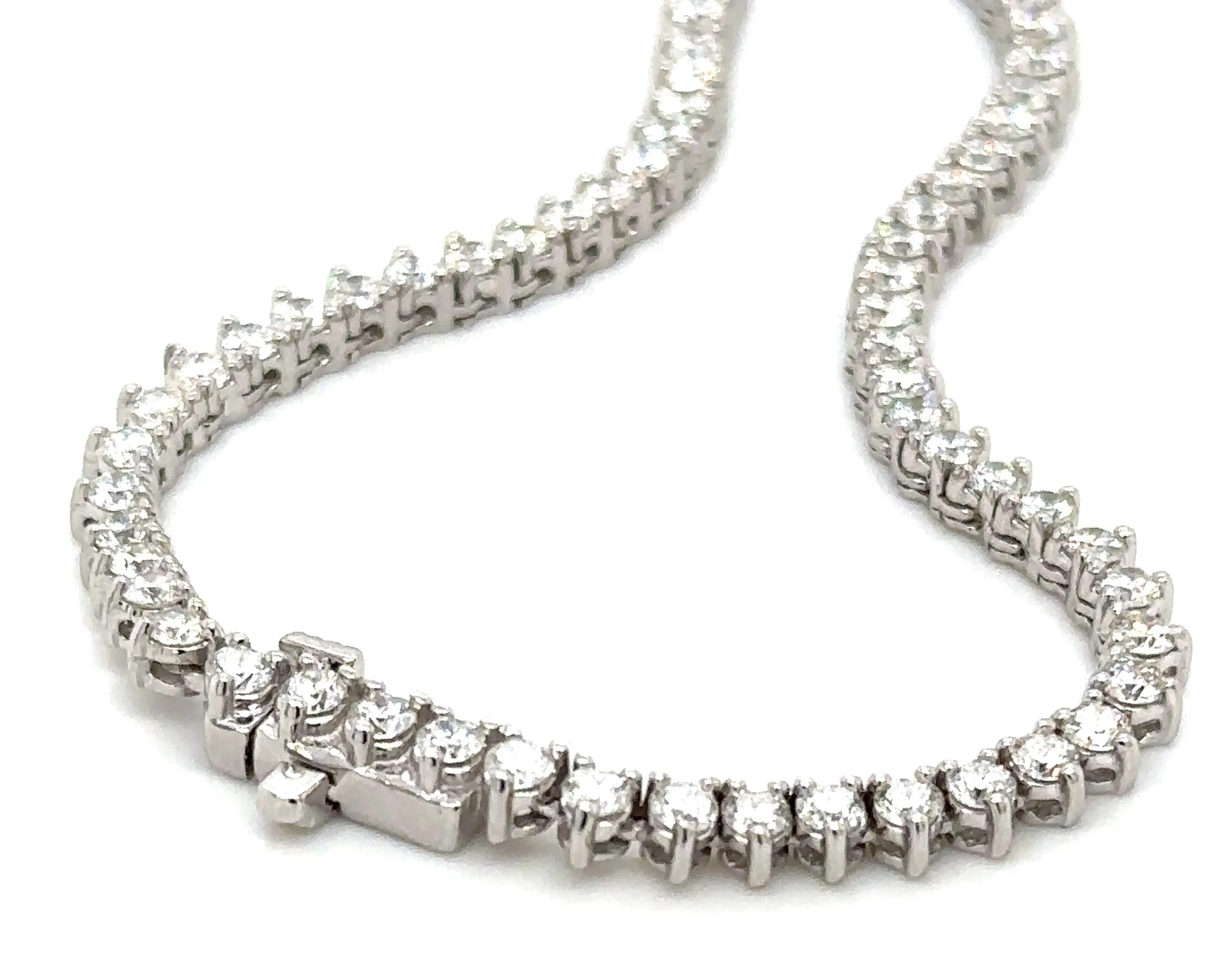 12.35ct tw Diamond Riviera Line Tennis Gradual Statement Necklace