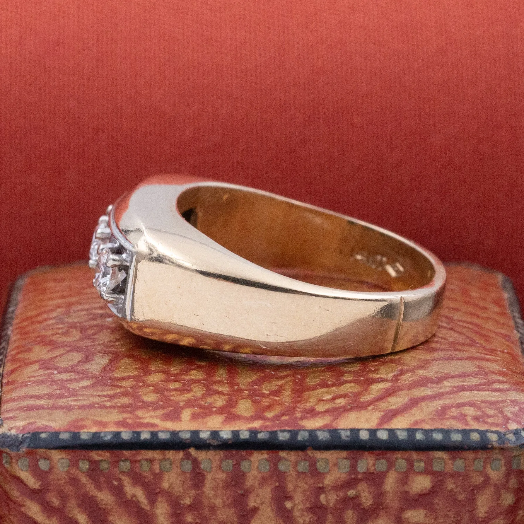 14 Karat 3-Stone Diamond Band