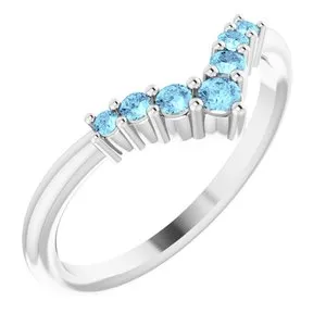 14K White Aquamarine Graduated "V" Ring