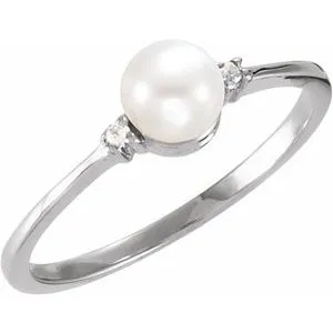 14K White Freshwater Cultured Pearl & .025 CTW Diamond Ring