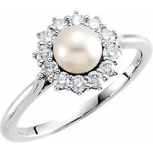 14K White Freshwater Cultured Pearl & 1/3 CTW Diamond Ring