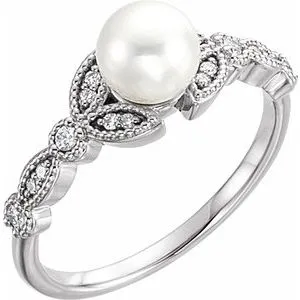 14K White Freshwater Pearl & 1/10 CTW Diamond Leaf Ring