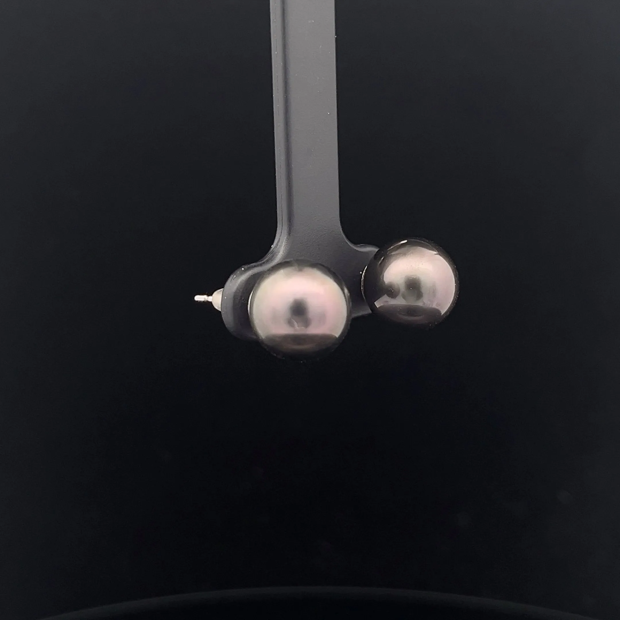 14k White Gold Tahitian Pearl 10mm Stud Earrings