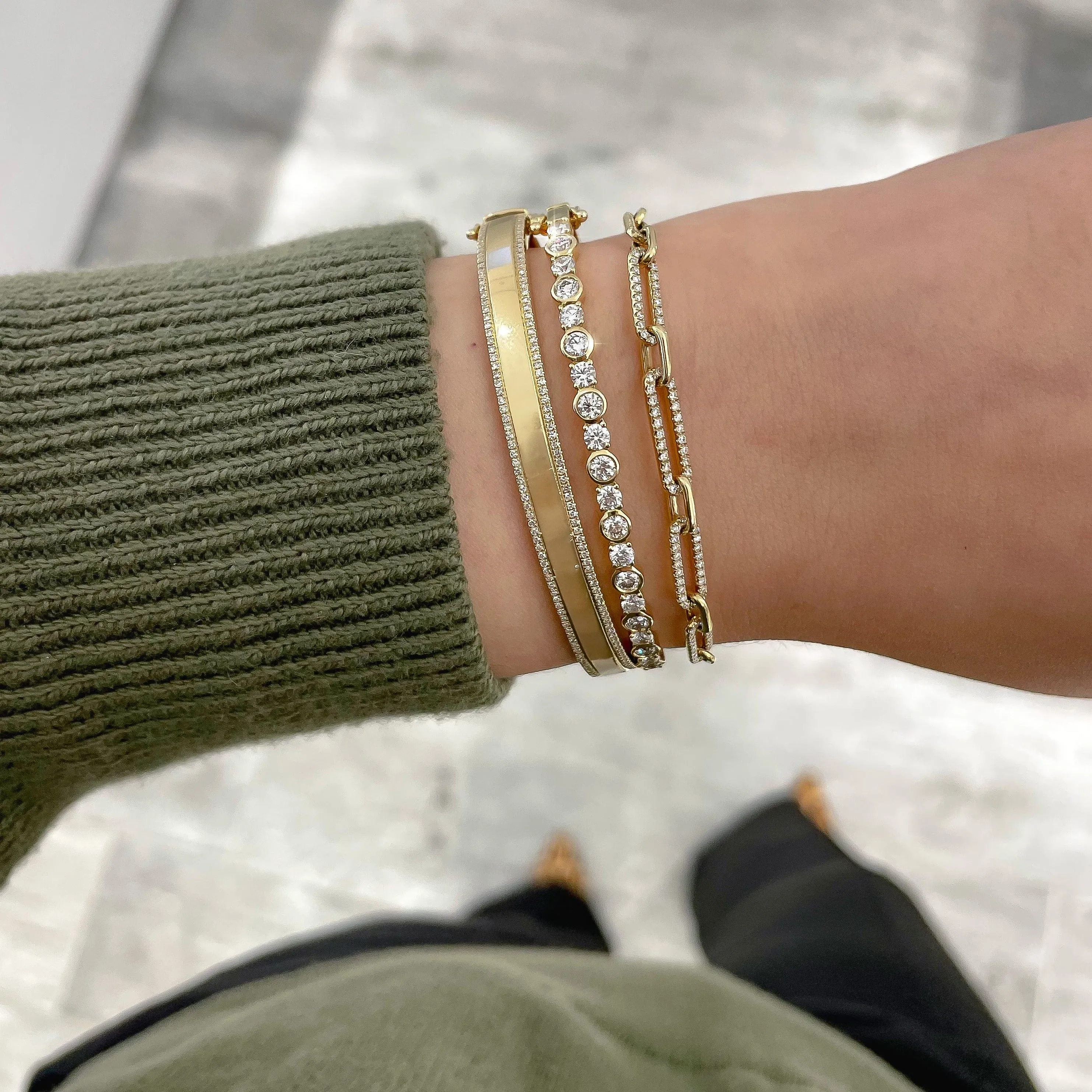 1.88ctw Diamond Bezel Bangle