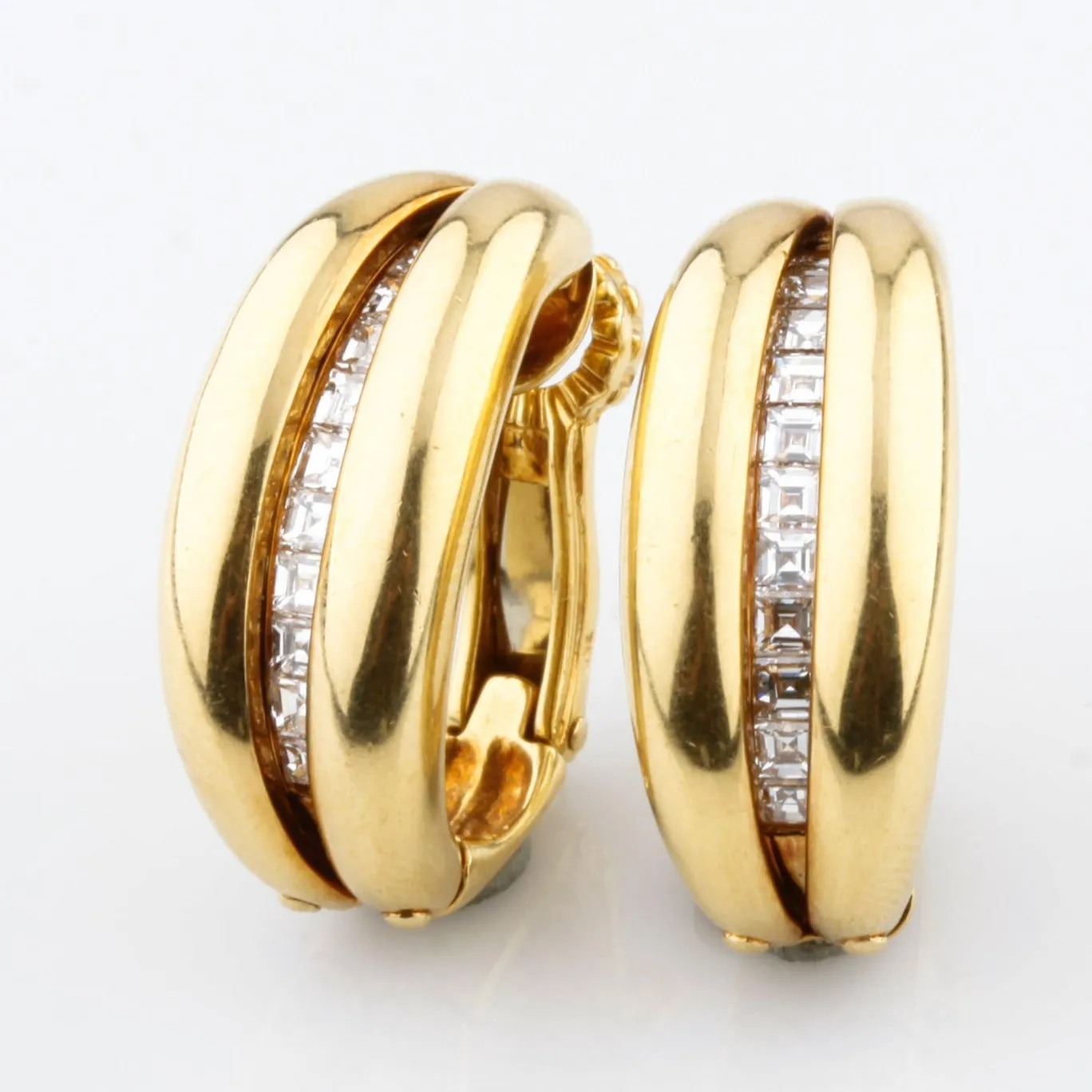 18k Yellow Gold Designer Huggie Diamond Reveal Clip-On Earrings Gorgeous!