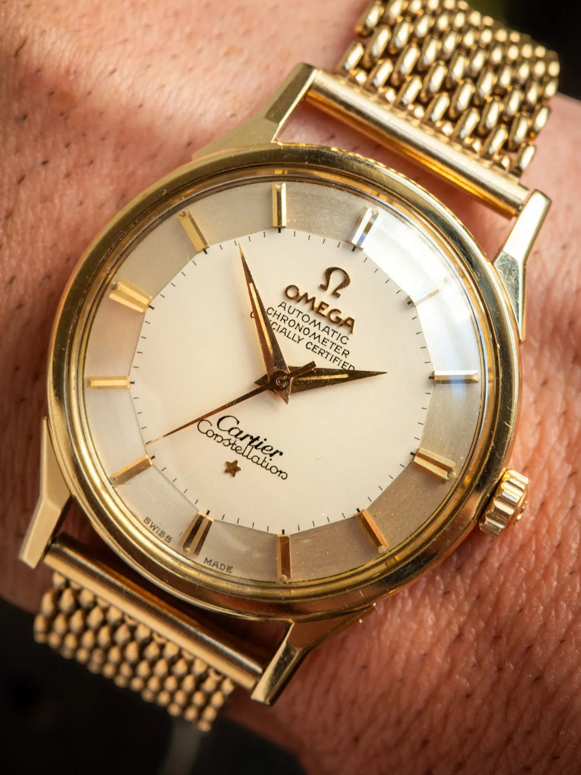 1962 Omega Constellation 14K YG (Ref. 14900SC) Silver "Cartier Cosigned" Pie-Pan Dial W/ Cartier Milanese Bracelet