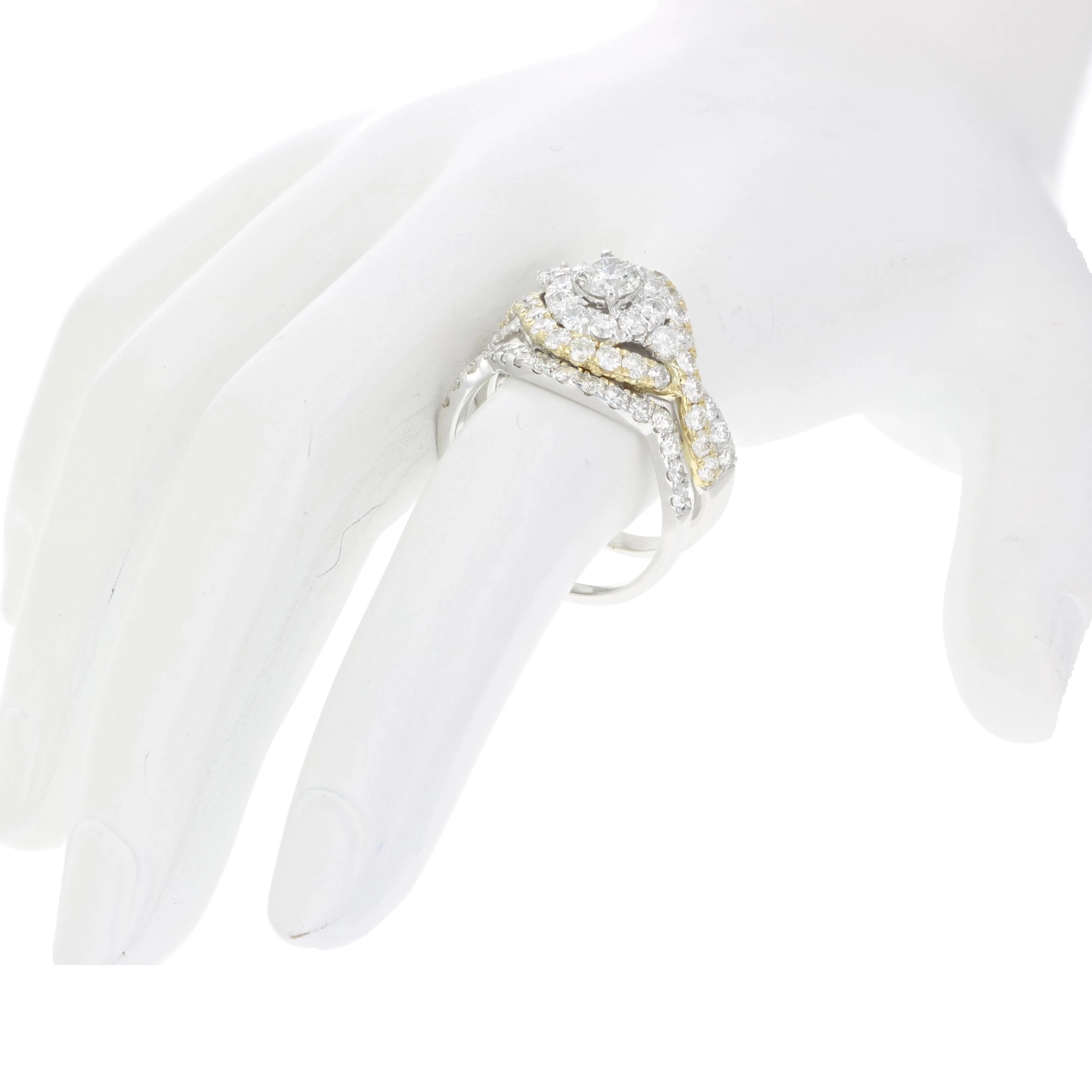 2 cttw Diamond Bridal Rings Set in 14k Tow Tone Gold