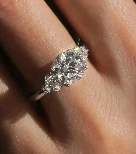 2.20CT Round Cut Simulated Moissanite Engagement Ring White Gold Plated Size 7