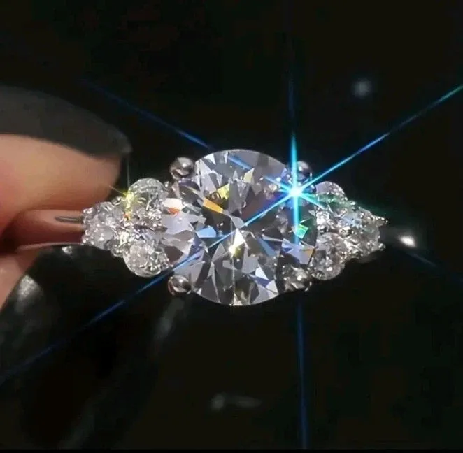 2.20CT Round Cut Simulated Moissanite Engagement Ring White Gold Plated Size 7