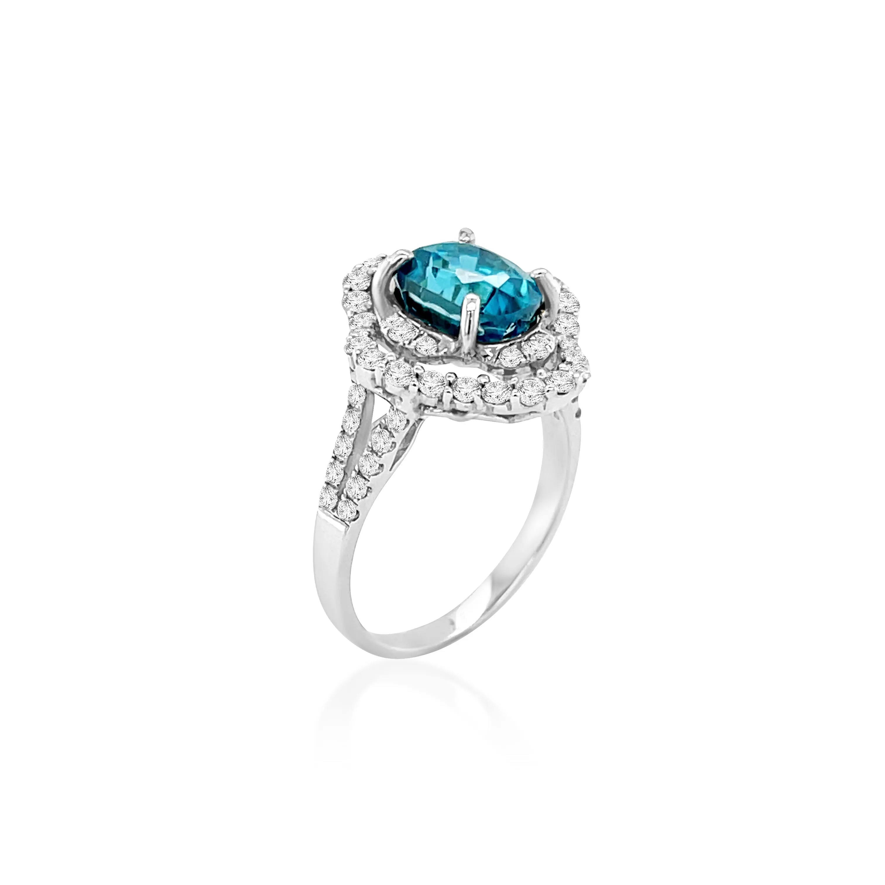 4.40 Carat Blue Zircon Gemstone Ring in 14k White Gold