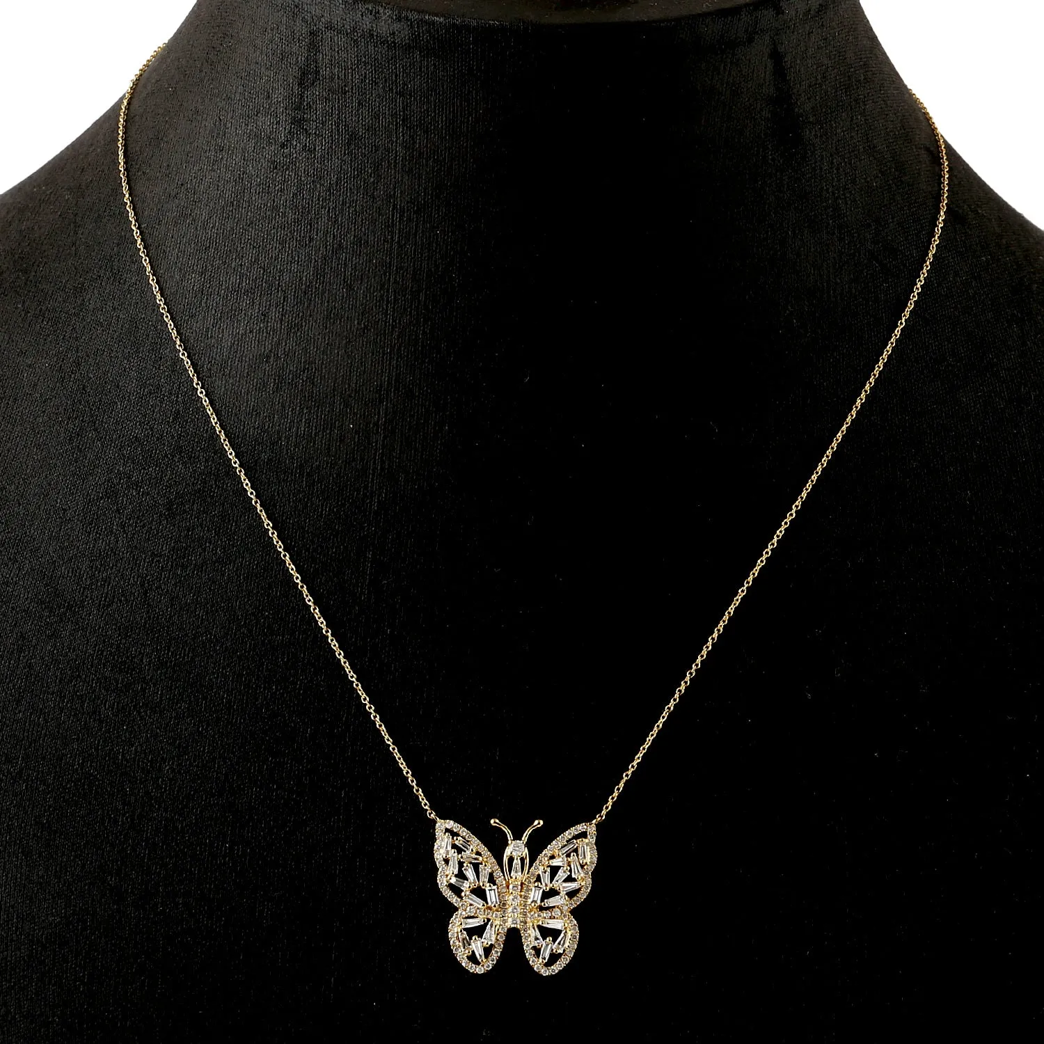 Baguette Cut Diamond Butterfly Choker Necklace In 18K Yellow Gold