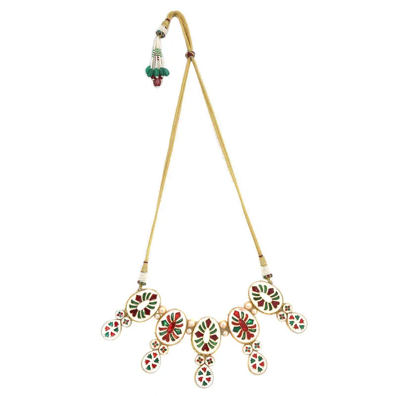 Beautifully Handcrafted Maharani Look Kundan Necklace With Earrings and Mang Tikka