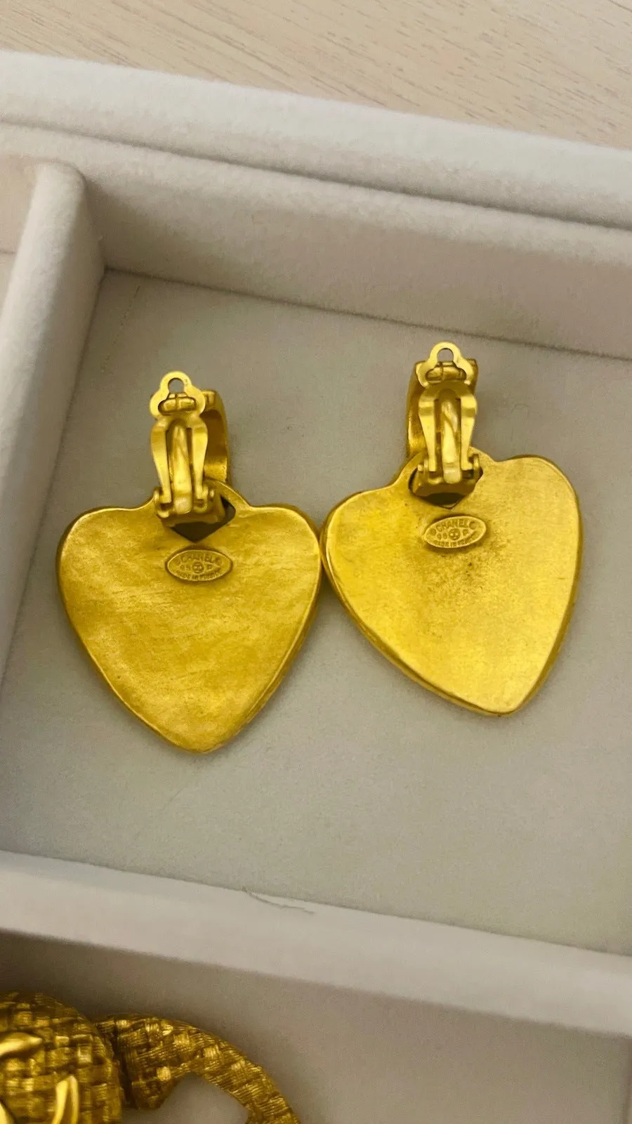 Chanel Dangle Heart 95P 24kt Gold Earrings