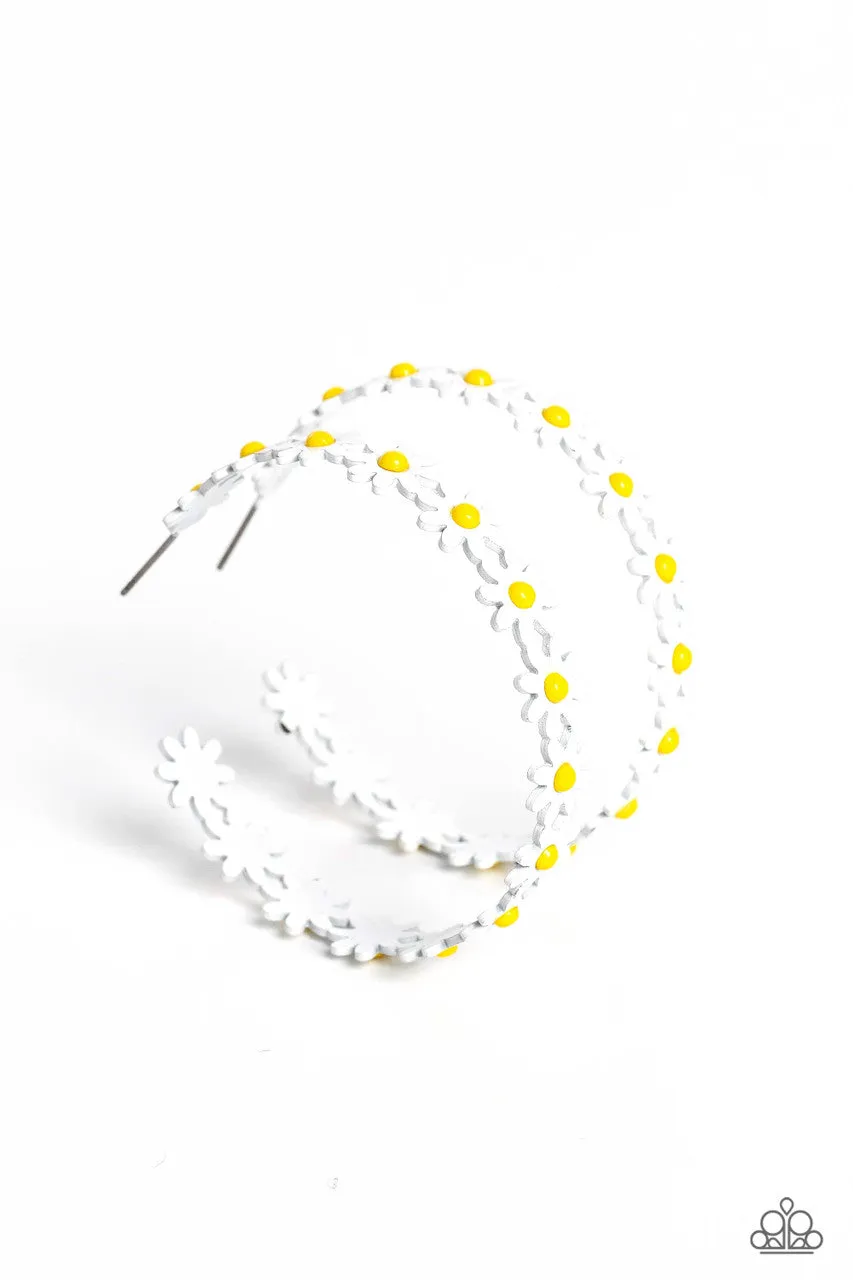 Daisy Disposition - White - Flower Paparazzi Hoop Earrings