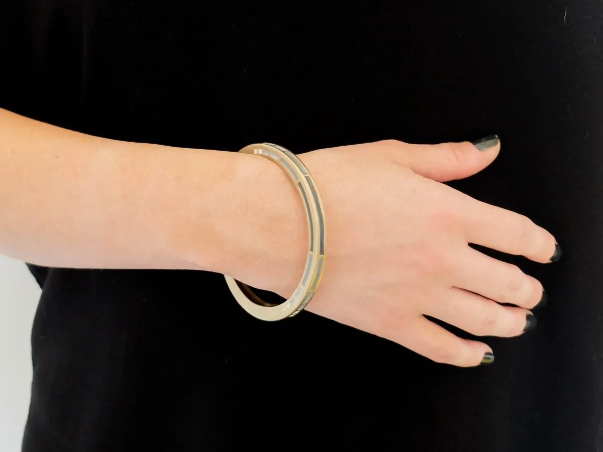Dalia Bangle