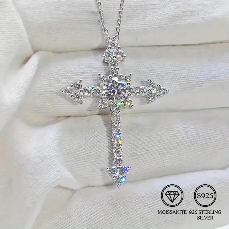 Dazzling Cross 0.5-1 Carat 925 Sterling Silver Necklace