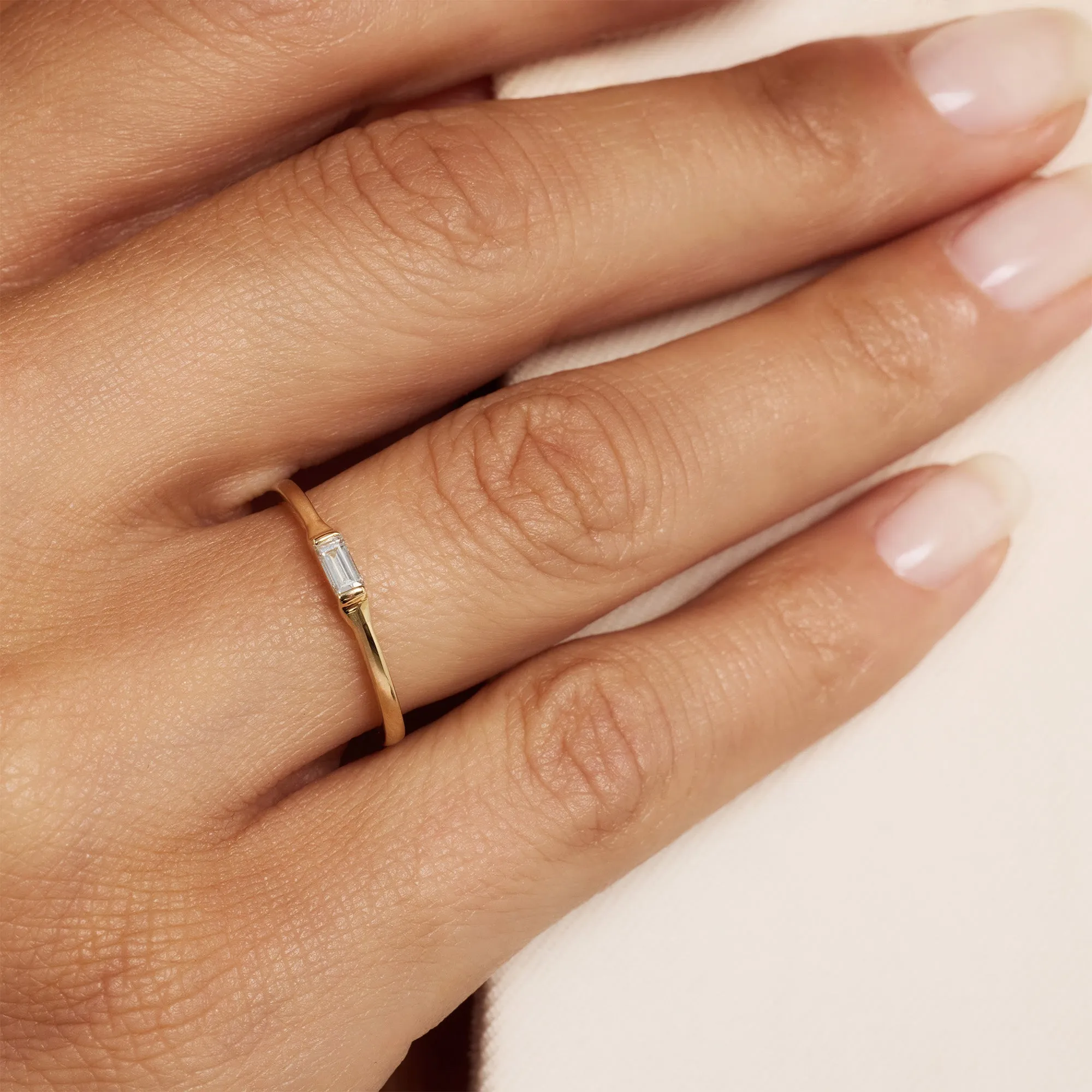 De la Paix Lucia  14 karat gold ring with diamond 0.08 carat