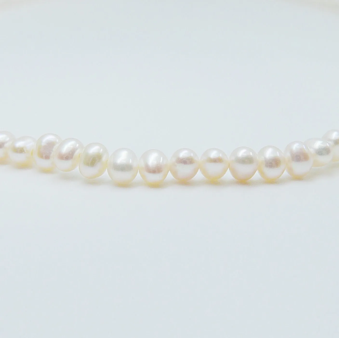 Emma Pearl Choker
