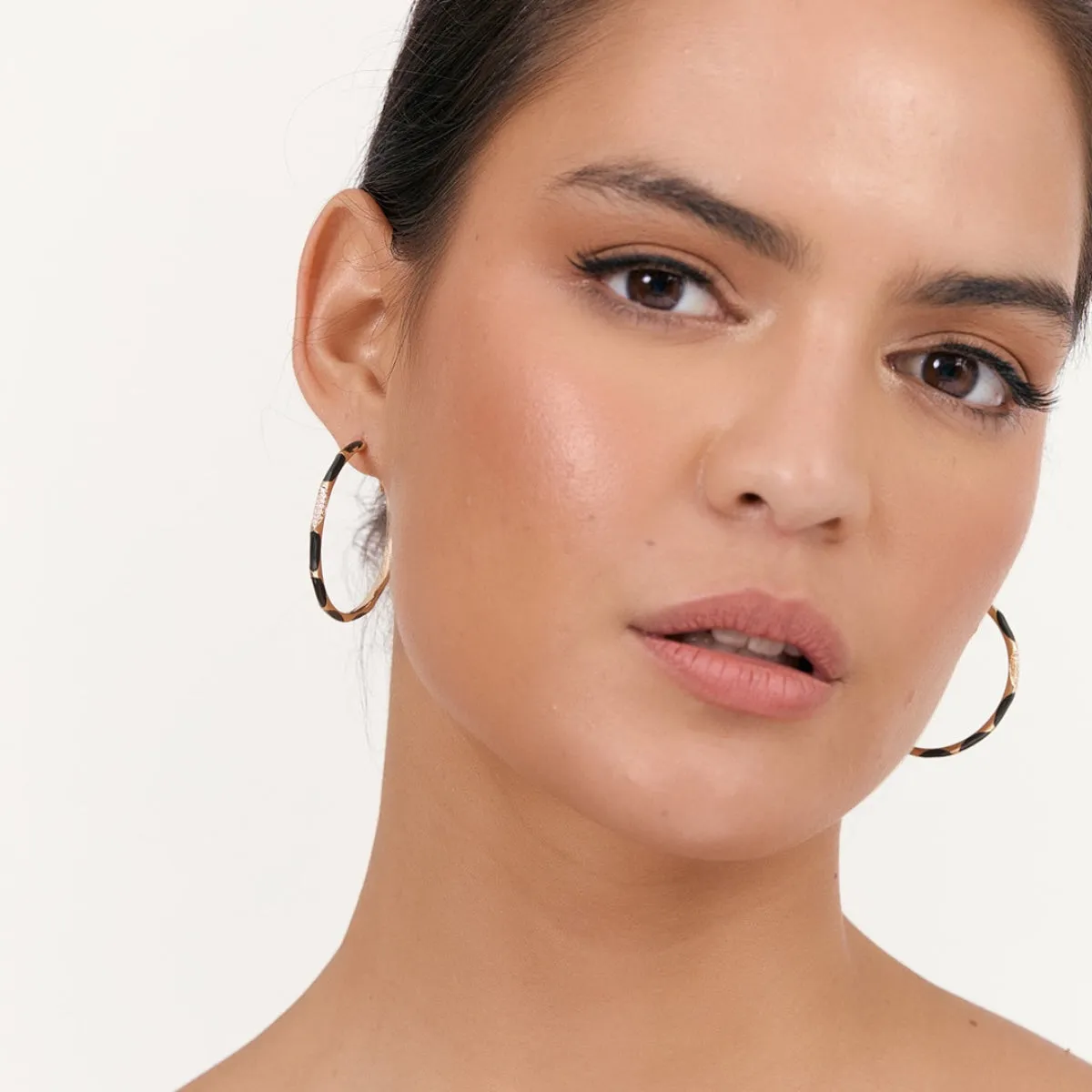 Enamel Metal Hoop Earrings (Black/Gold)