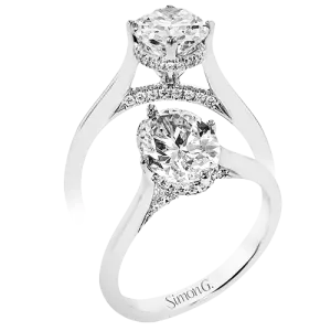 Engagement Ring in 18k Gold with Diamonds