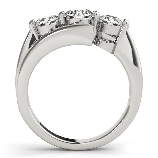 Engagement Rings 3 Stone Round - TN82956