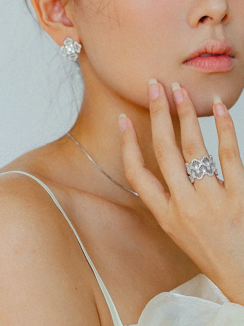 Engraved Lace Ring Brushed Matte Hollow Ring