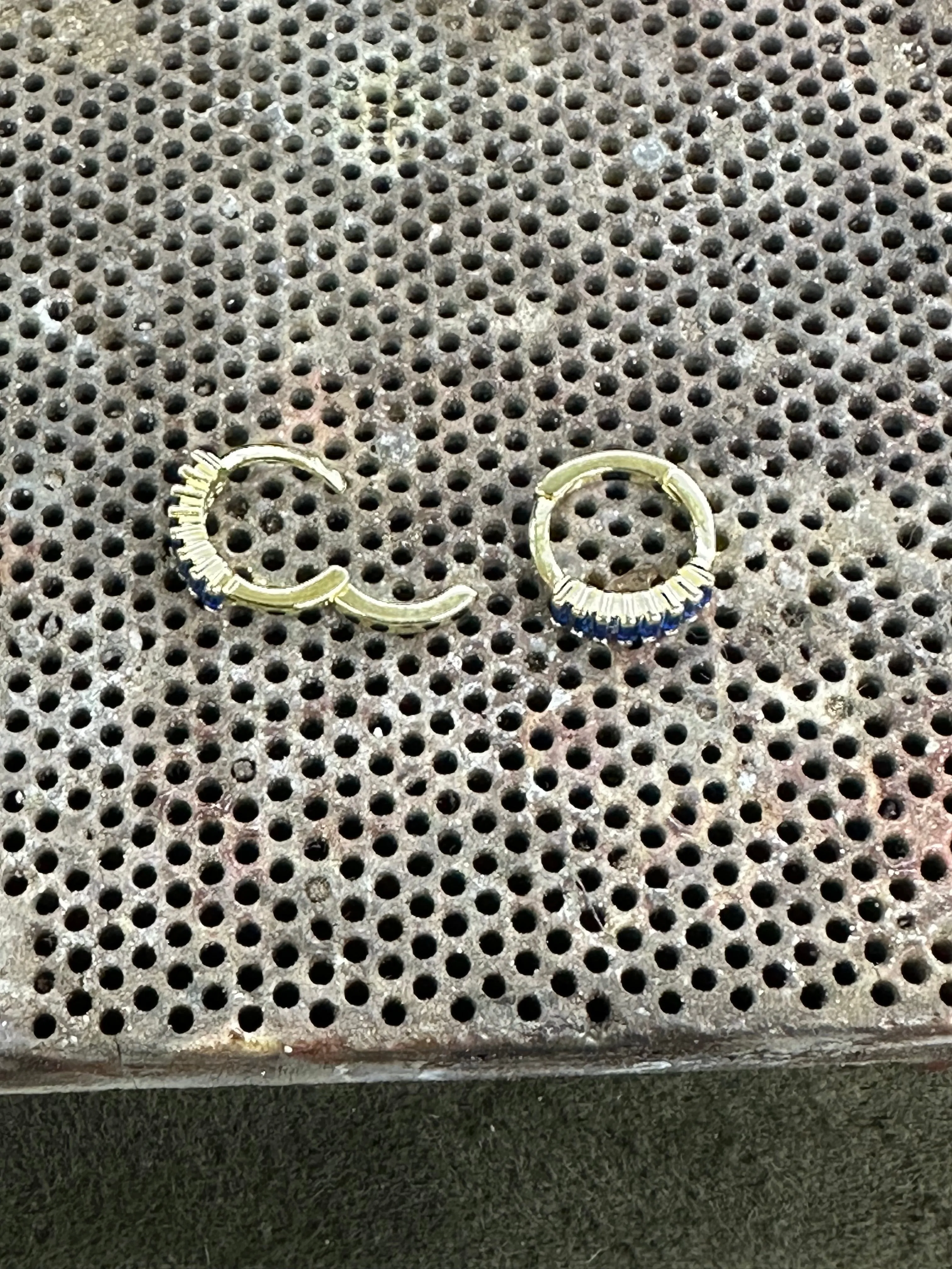Exquisite 14K Yellow Gold Sapphire Blue Baguette Huggie Hoop Earrings – Sapphire Hoop Earring, Huggie Earring