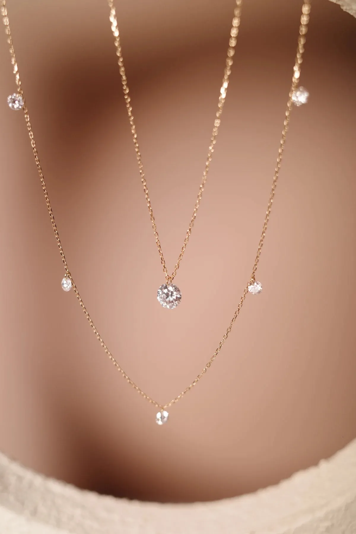Five Floating-Diamonds Necklace