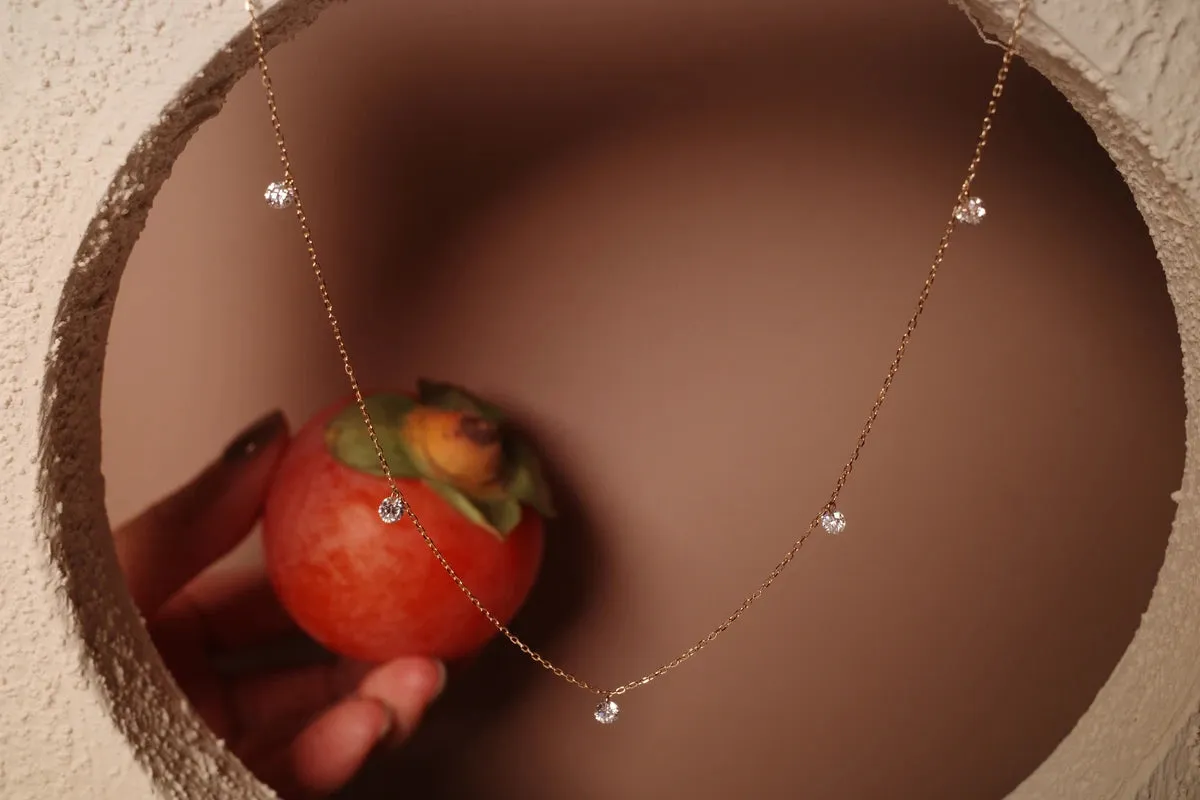 Five Floating-Diamonds Necklace