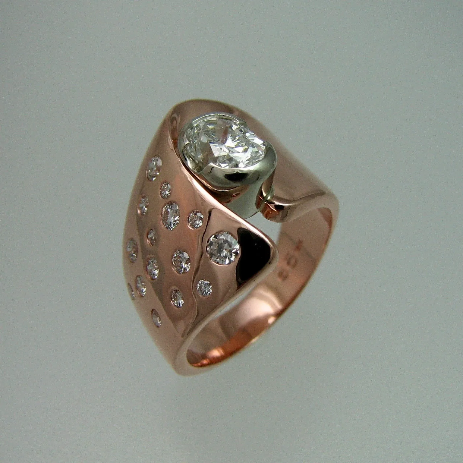 Fold Ring w/Center Gemstone