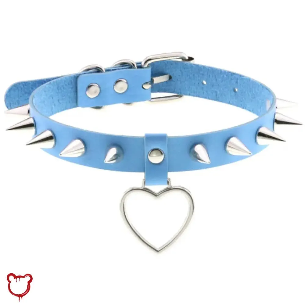 Furious Heart Choker in Black