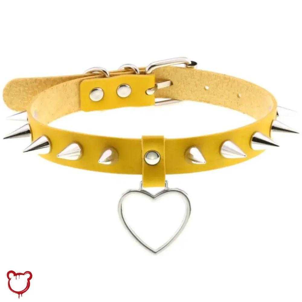 Furious Heart Choker in Black