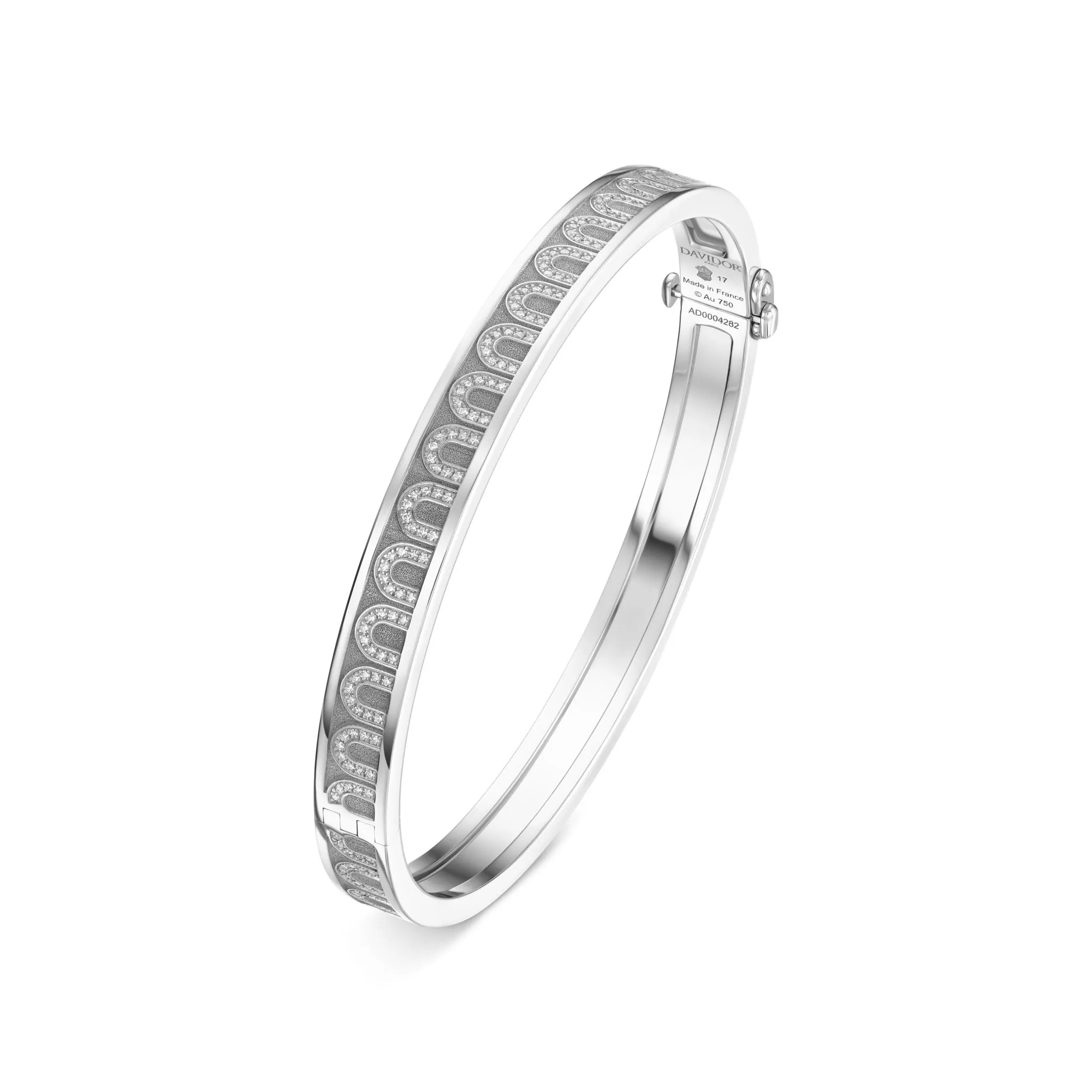 L'Arc de DAVIDOR Bangle PM, 18k White Gold with Satin Finish and Arcade Diamonds