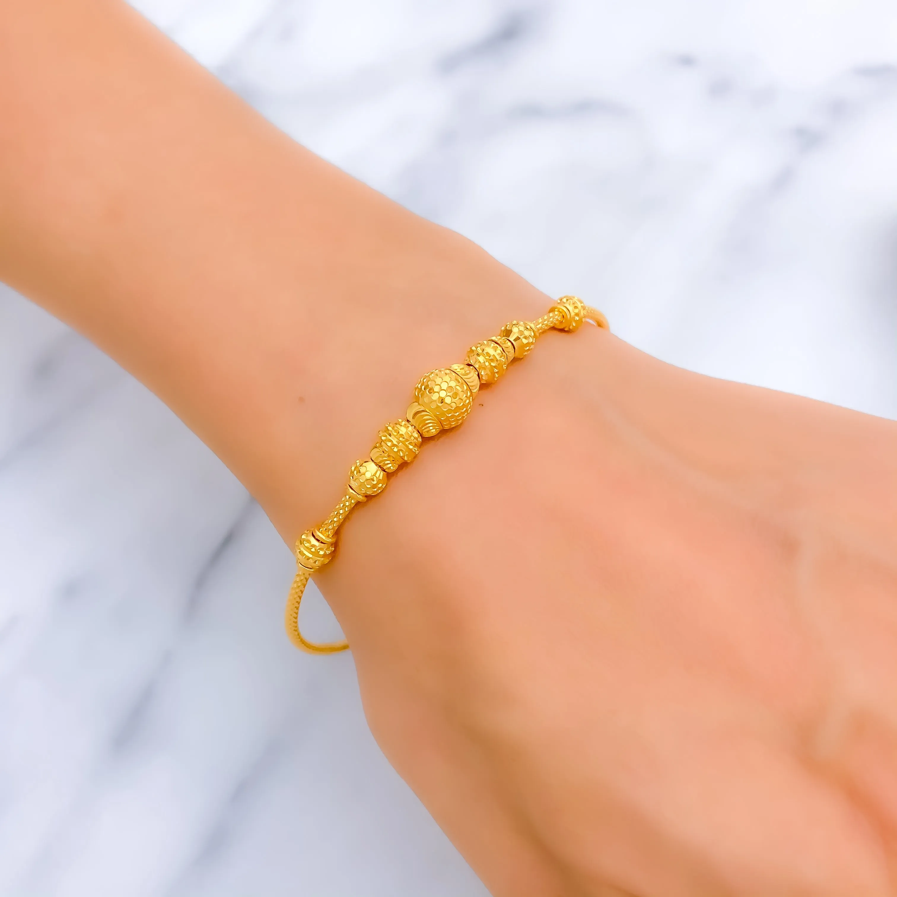 Lavish Shimmering 22k Gold Bangle Bracelet