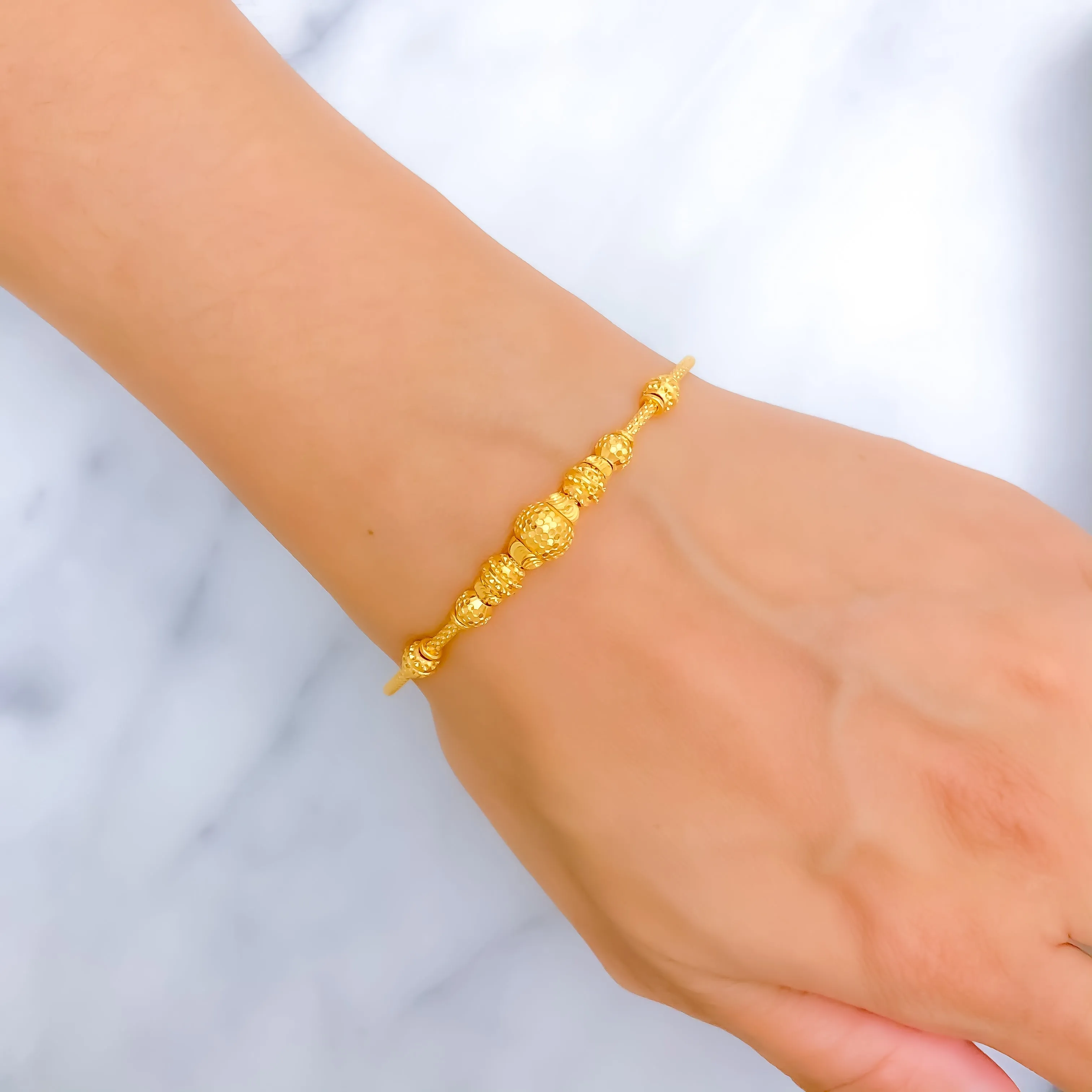 Lavish Shimmering 22k Gold Bangle Bracelet