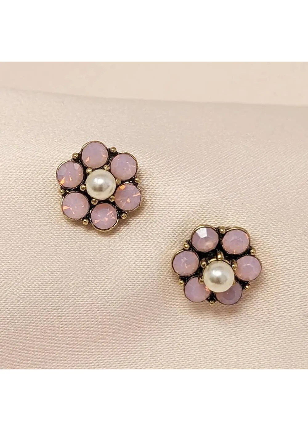 Love Vintage Daisy Vine Earrings Pink