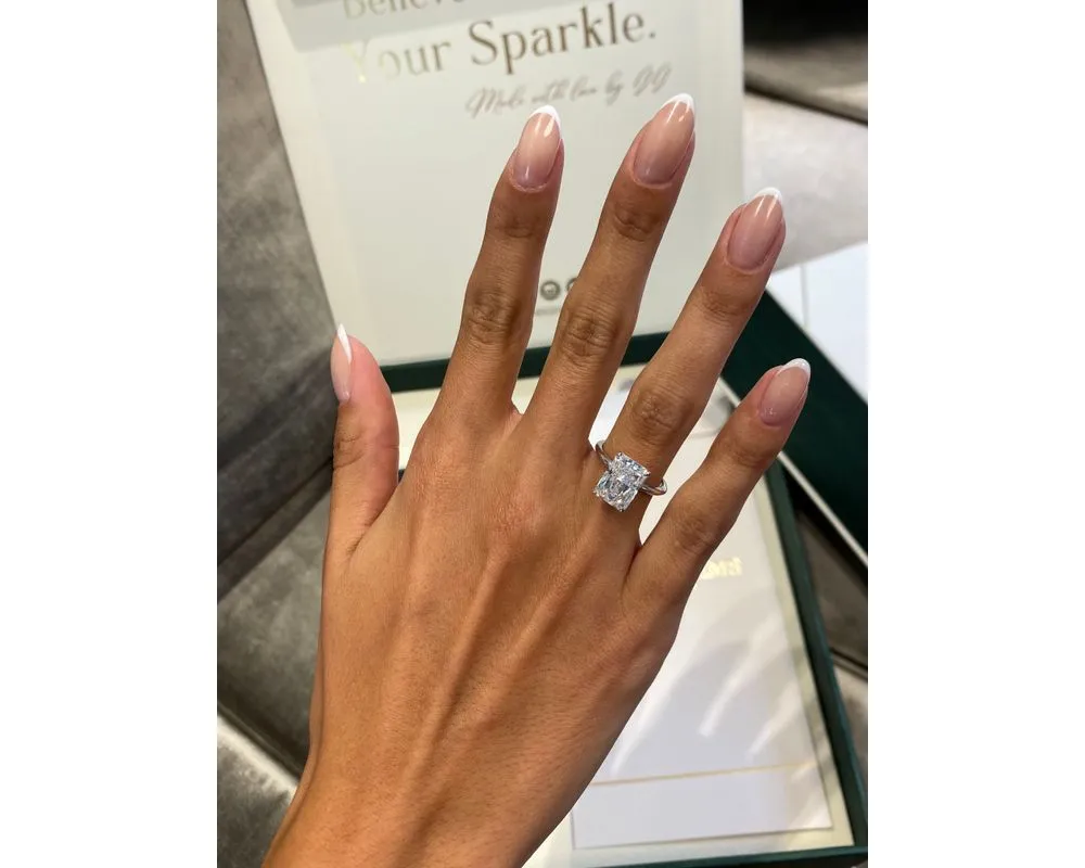 Marisol Solitaire Diamond Engagement Ring, White Gold 18K