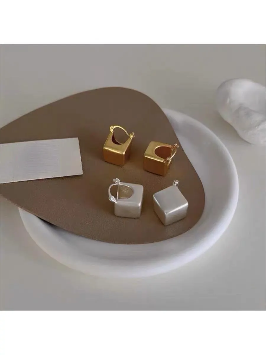 Matte Square Hoop Earrings | Fair and Square