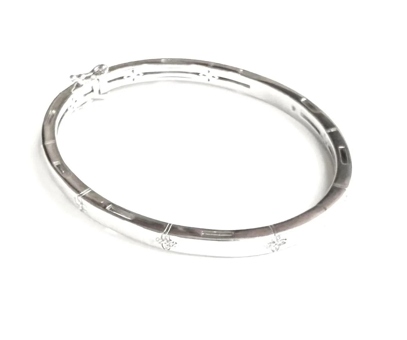 Mika Bangle With CZ Flowers