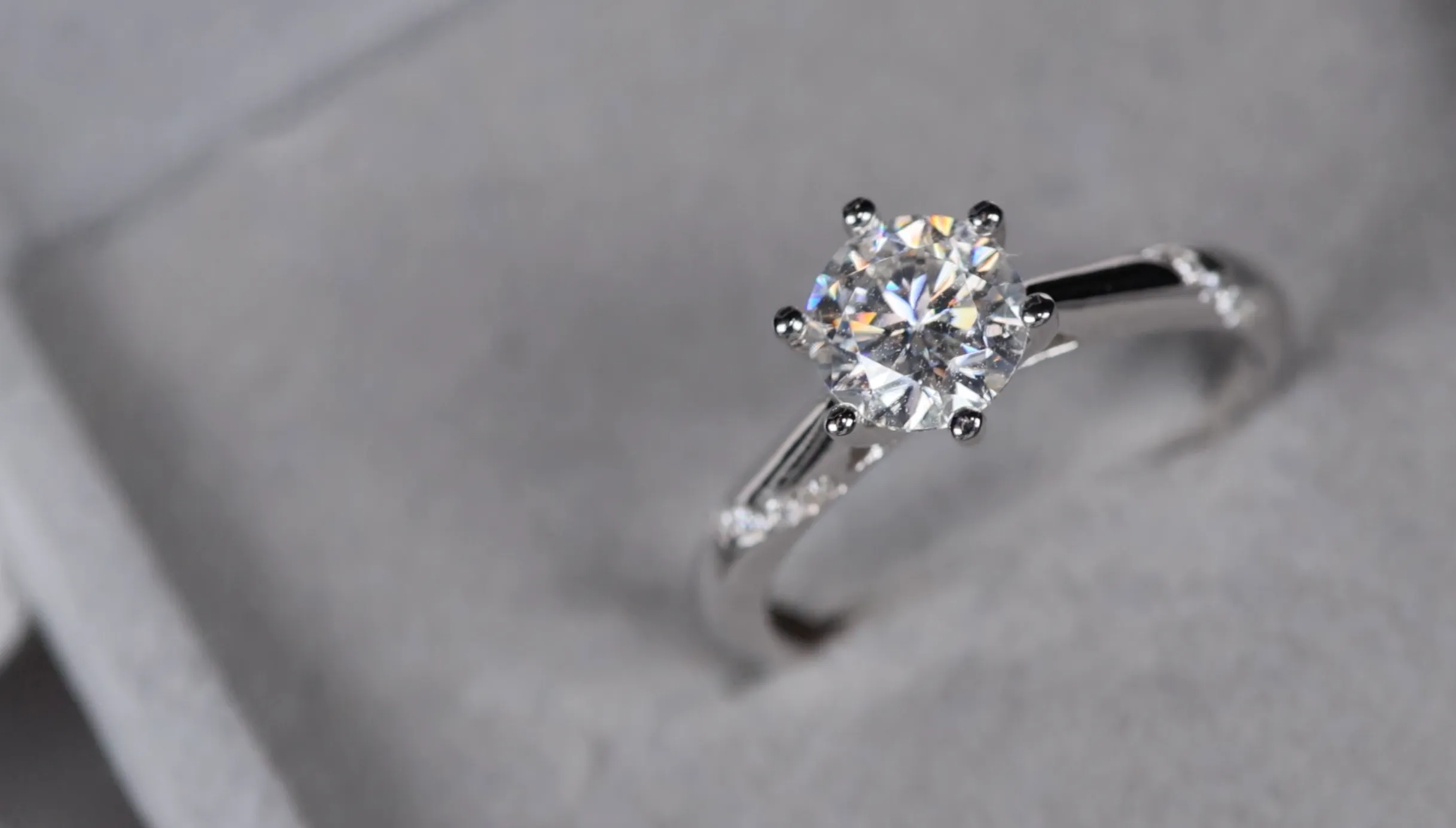 Moissanite Diamond Engagement Ring | Womens Lab Grown Diamond Engagement Ring
