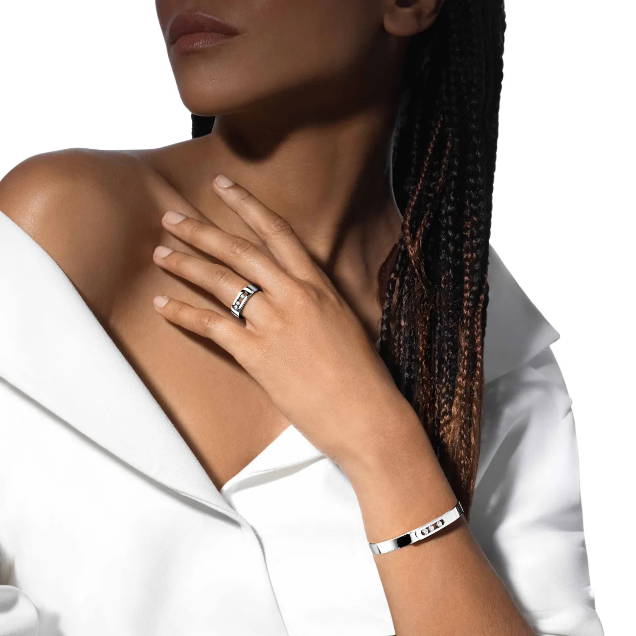 Move Noa 18K White Gold Diamond Bangle Bracelet