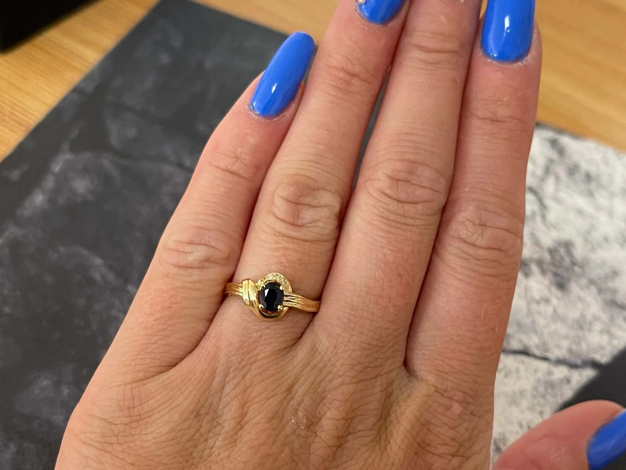 Oval Sapphire Diamond Ring in 14k Yellow Gold