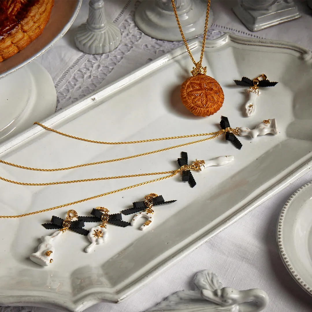 Palm of Hand Feve Necklace【Japan Jewelry】