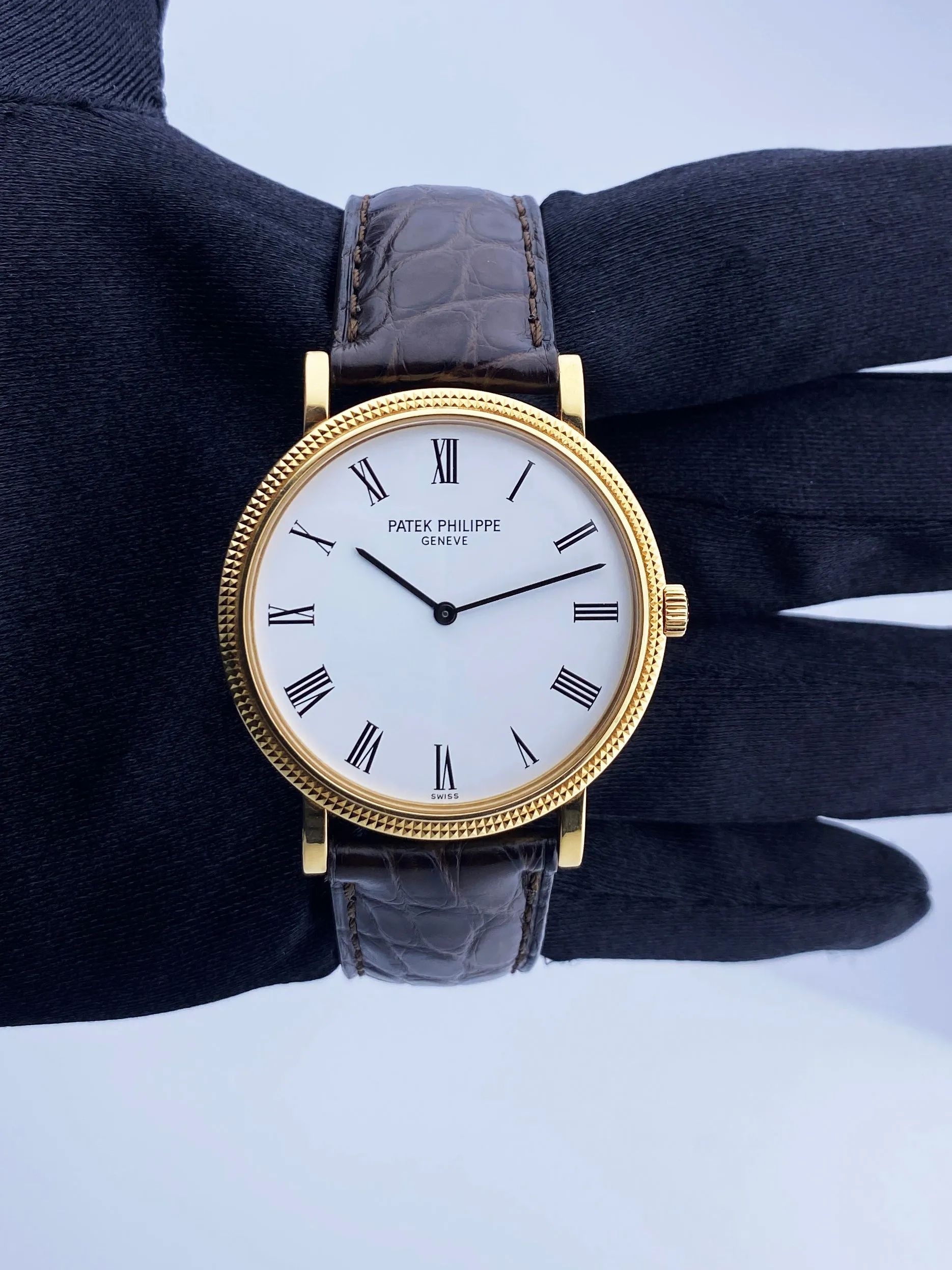 Patek Philippe Calatrava  5120J 18K Yellow Gold Mens Watch Box Papers