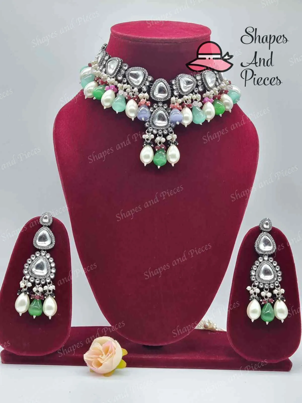 Pearl Motif Choker Set