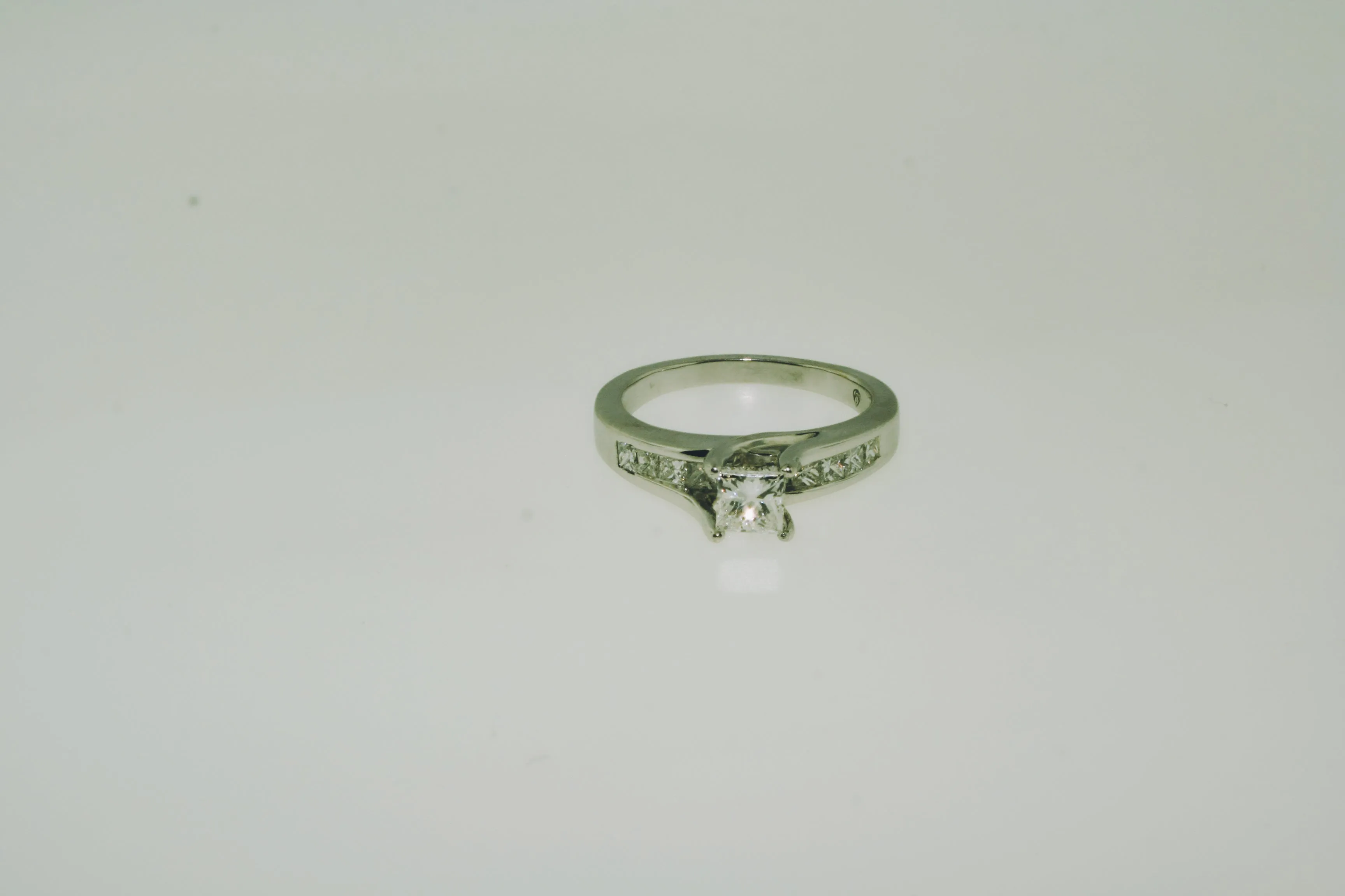 Princess Cut Diamond Engagement Ring in 14k White Gold