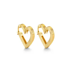 Pure Gold Fluted Heart Huggies