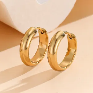Reet Pehal - Classic Curve Hinged Hoop Earrings