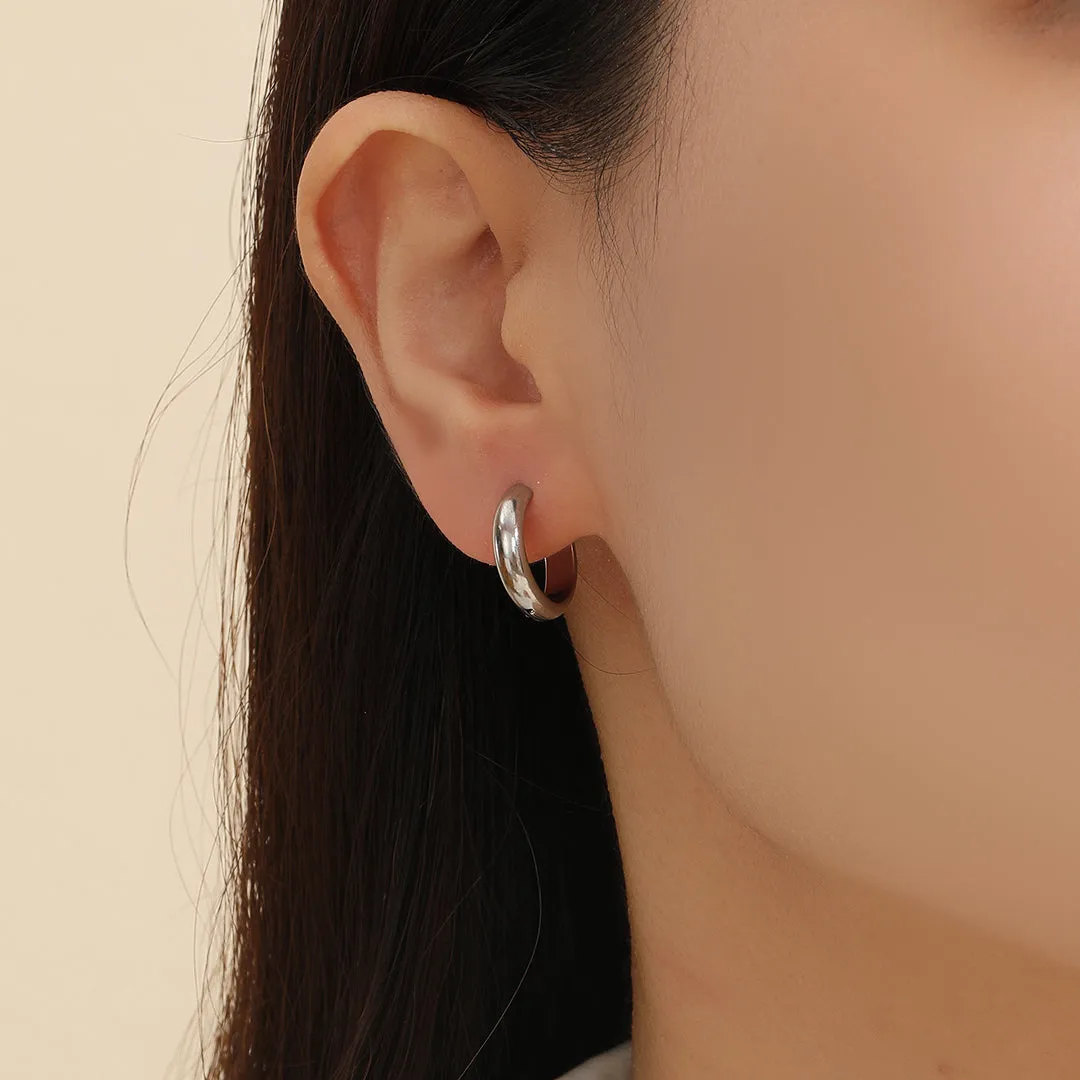 Reet Pehal - Classic Curve Hinged Hoop Earrings