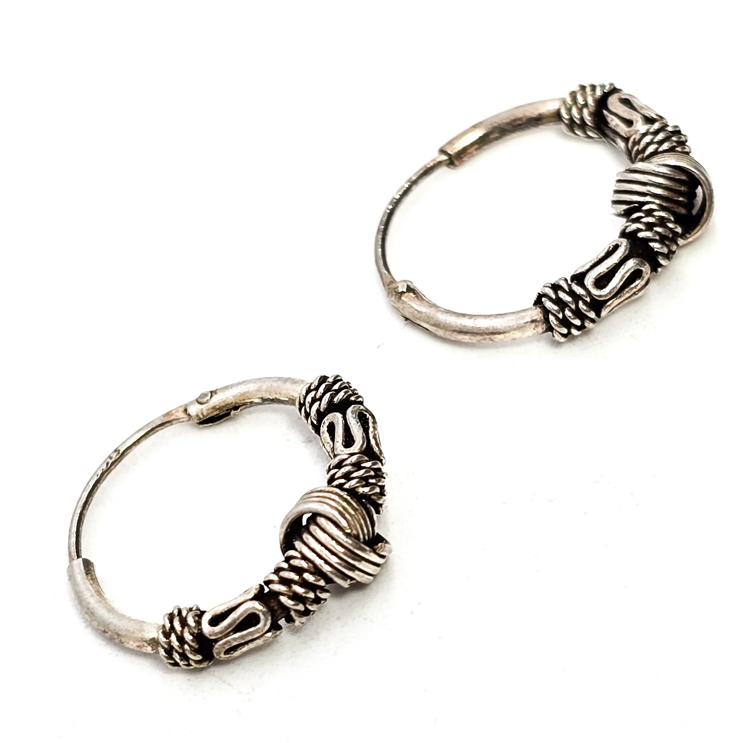 Retro Tribal Bali knotted sterling silver small hoop earrings 1990's